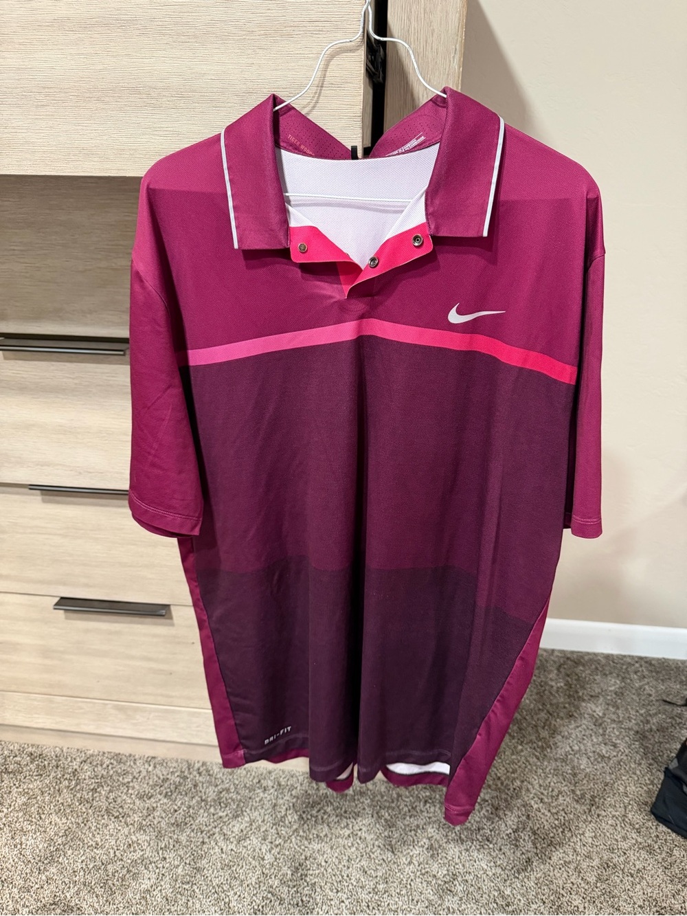 Nike Tiger Woods Collection Polo Shirt Men's Large Maroon Pink Snap Golf TW